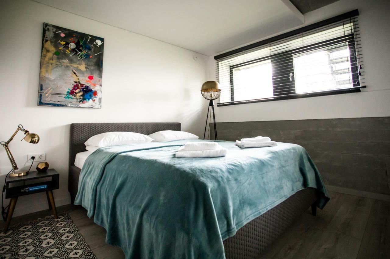 Modern And Spacious Loft Type Apartment 8 With Free Private Parking By "Owl Jazz Apartments" Kaunas Exteriör bild